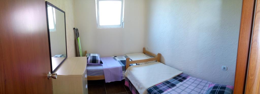 Apartments Bombona Утеха Стая снимка